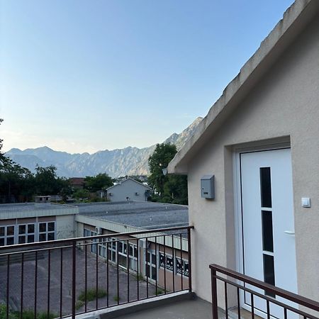 Apartmani Dada โกตอร์ ภายนอก รูปภาพ