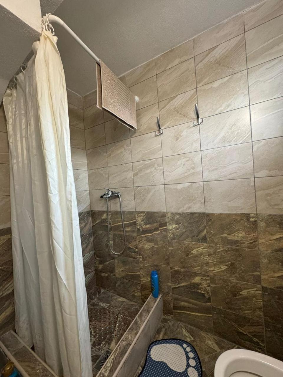 Apartmani Dada โกตอร์ ภายนอก รูปภาพ