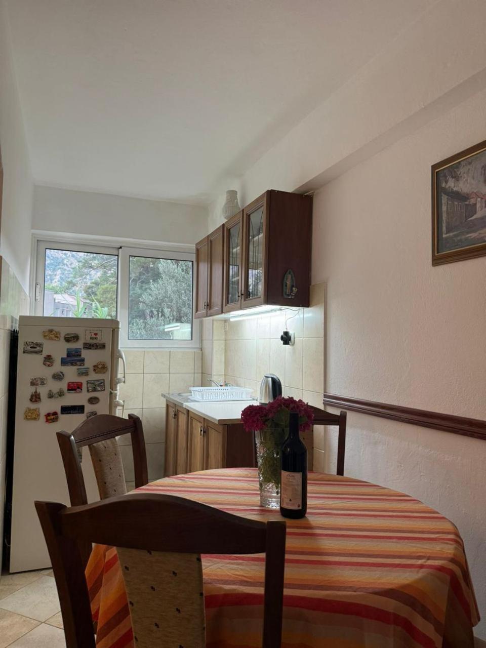 Apartmani Dada โกตอร์ ภายนอก รูปภาพ